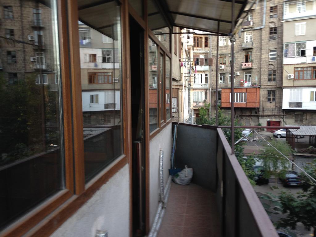 Apartment On Sanapiro Tiflis Habitación foto